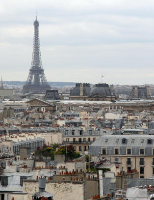 Frankrike bygde Lure-Paris for � lure tyskerne