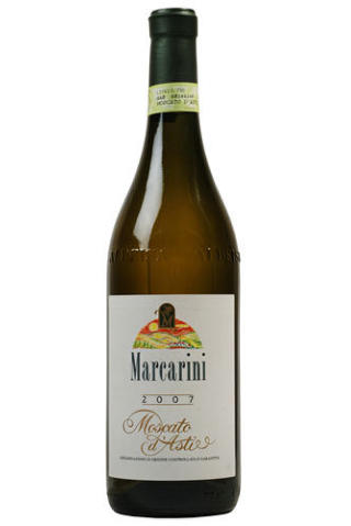 FRA ITALIA: Marcarini Moscato d 'Asti 2010 er frisk og delikat. Foto: Produsenten