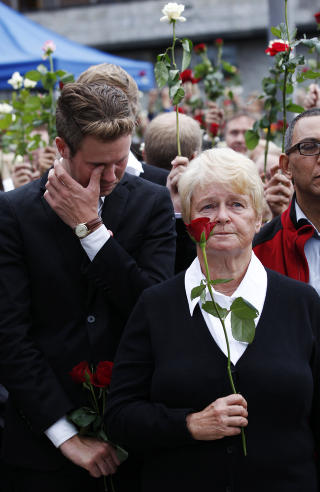 HOVEDMÅL: Ifølge VG har Anders Behring Breivik utpekt Eskil Pedersen og Gro Harlem Brundtland som to av sine hovedmål 22. juli.
Foto: Erlend Aas / Scanpix HOVEDMÅL: Ifølge VG har Anders Behring Breivik utpekt Eskil Pedersen og Gro Harlem Brundtland som to av sine hovedmål 22. juli.
Foto: Erlend Aas / Scanpix