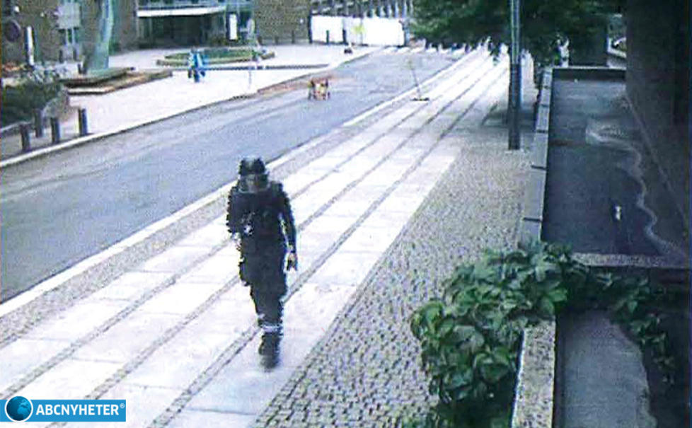 KRAFTIG AMMUNISJON: Anders Behring Breivik, fylte etter eget utsagn, magasinene til sin Glock 17 han bar ved regjeringskvartalet med kuler som skulle drepe selv om man brukte skuddsikker vest. Foto: ABC Nyheter