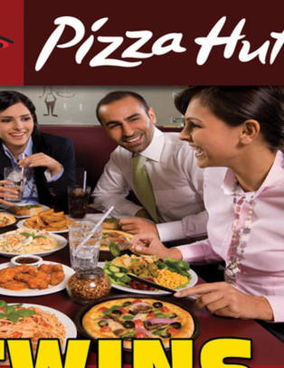 - �PIZZA� var kodeordet for � m�tes p� Pizza Hut