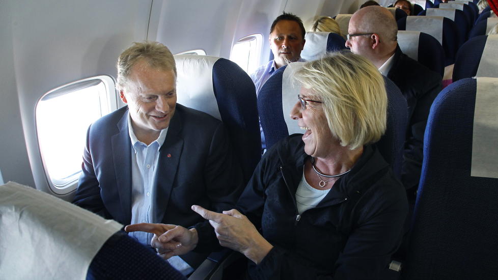 AP-PROGRAM: Ap-sekret�r Raymond Johansen f�r gode r�d fra Marit Breivik f�r han skal drive valgkamp i Tronheim i 2009. N� skal den tidligere suksesstreneren for landslaget i handball utforme Ap's politikk for neste stortingsperiode i programkomiteen. Foto: Jacques Hvistendahl/Dagbladet