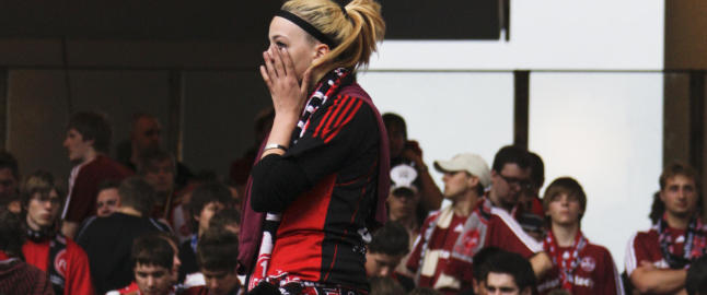 Supporter mistet armen i fotballbråk