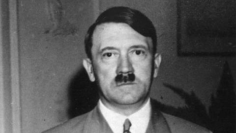 MANGLET NOE: �� sp�rre om kjole og hvitt etter � ha drept 77 mennesker, � gasse i hjel millioner av j�der ut ifra en konspirasjonsteori eller � slakte sin egen befolkning ut ifra paranoide forestillinger, sier det vi trenger � vite om Breivik, Hitler og Amin. De er ikke utrustet som deg og meg,� skriver kronikkforfatteren. Foto: Scanpix