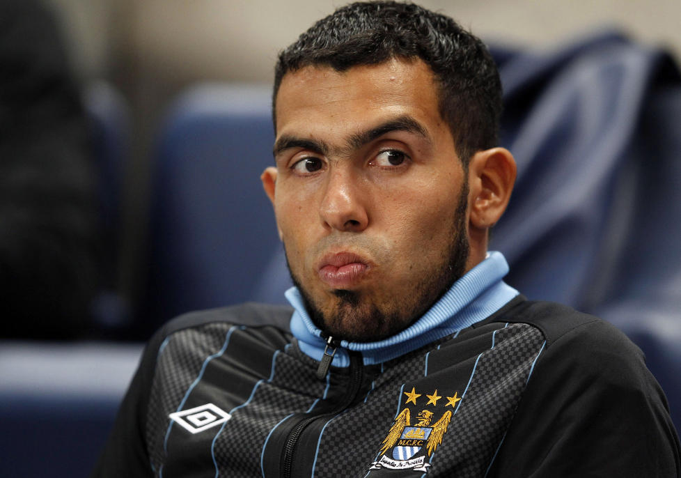 HVOR ENDER HAN OPP?: Manchester City-spiller Carlos Tevez blir ikke MIlan-spiller. S� sp�rs det om noen andre klubber er aktuelle i januarvinduet. Foto:  REUTERS/Phil Noble