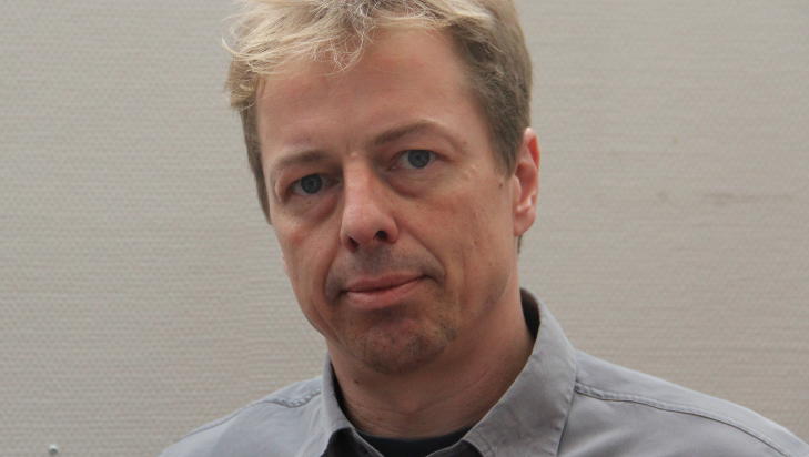 -HAR IKKE TILLIT:  Arne Seland, bistandsadvokat i terrorsaken mener Janne Kristiansen ikke har tillit og derfor b�r g� av.