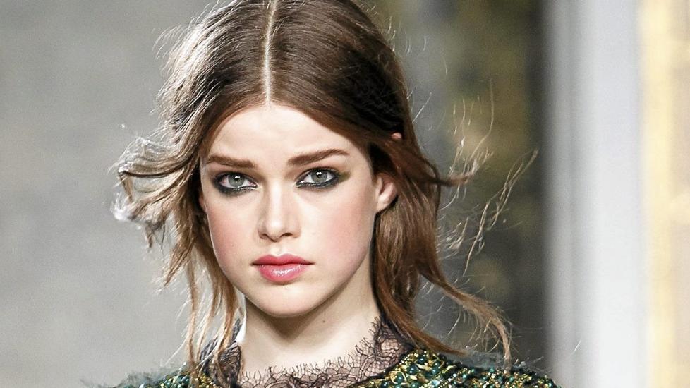 H�RFIN: I guiden under kan du se hvordan du lager tre flotte frisyrer som passer b�de til hverdag og fest. Foto: Fashionactive