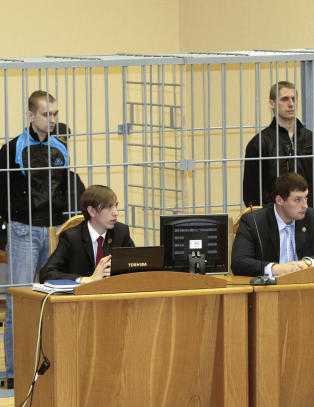 To d�mt til d�den for terrorbomber i Hviterussland