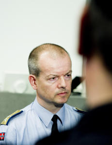 Avviser at han er uenig med forsvarssjefen om kampflybasevalg