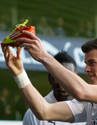 Bale hedret Speed i Spurs-fest