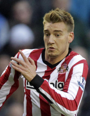 Bendtner smilte og lo da Speed ble hyllet