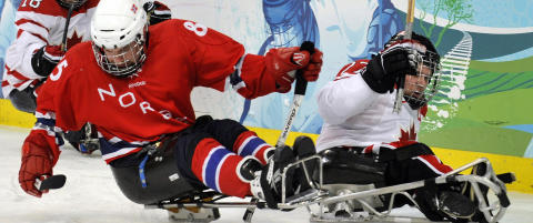 Norges kjelkehockeykaptein ligger alvorlig skadd p� sykehus