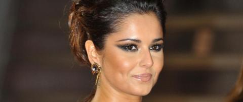 Cheryl Cole eier 2000 skopar