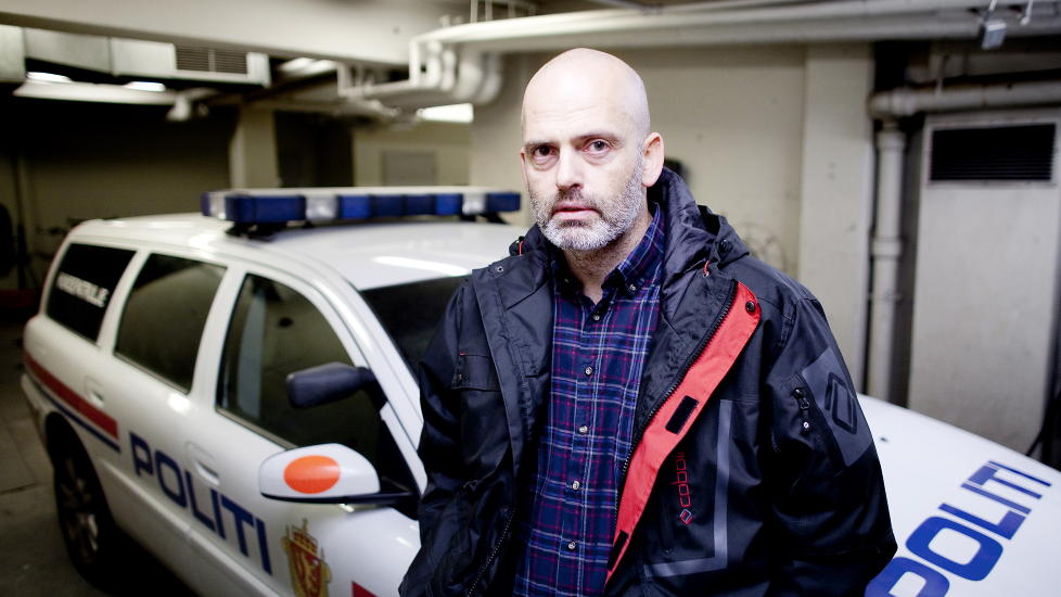 - B�R TILTALES: En kvinnelig l�rer ved en ungdomsskole i �stfold er siktet �seksuelle overgrep ved misbruk av stilling� etter sex med en kontaktelev (16). Politif�rstebetjent i �stfold politidistrikt, Tore L�wengreen, har ikke v�rt borti en liknende sak f�r. 
Foto: Espen R�st / Dagbladet