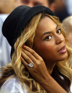 Saksøker Beyoncé for 100 millioner