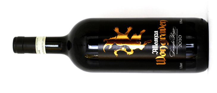 JULEGAVE: Wongraven Alleanza Langhe Rosso i magnumflaske.