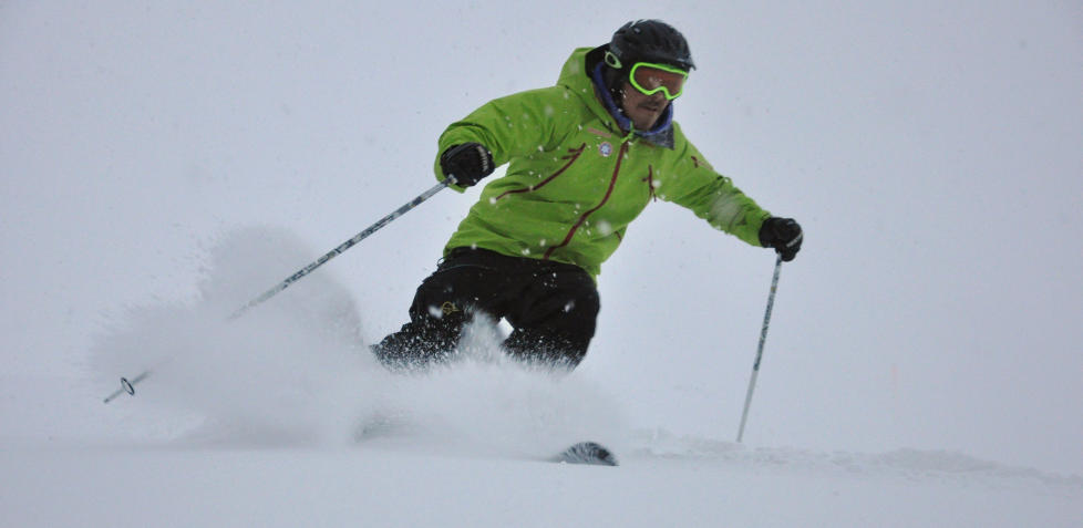 KVITFJELL I G�R: Morgan Lewis nyter sn�en i bakken i g�r klokken 13:58. Foto:  KVITFJELL ALPINANLEGG