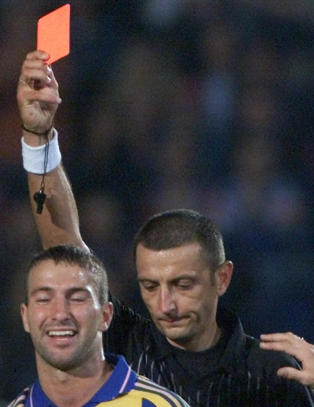 Fotballtopper arrestert etter mistanke om kampfiksing