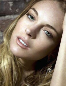 Framskynder utgivelse av Playboy-Lohan