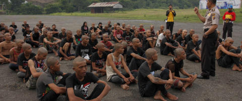 P�nkere sendt p� forbedringsanstalt i Indonesia