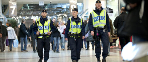 - En mann snakket i mobil om ei bombe