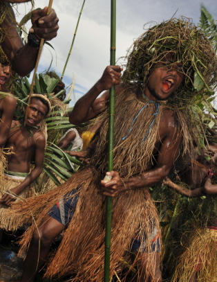 Ambisi�s og omstridt beretning om menneskenes historie