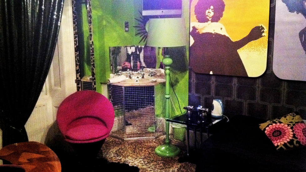 UFORGLEMMELIG: Honky Tonk Afro er visstnok hotellets hotteste rom - outrert, men ogs� hyggelig, og som skapt for vorspiel.