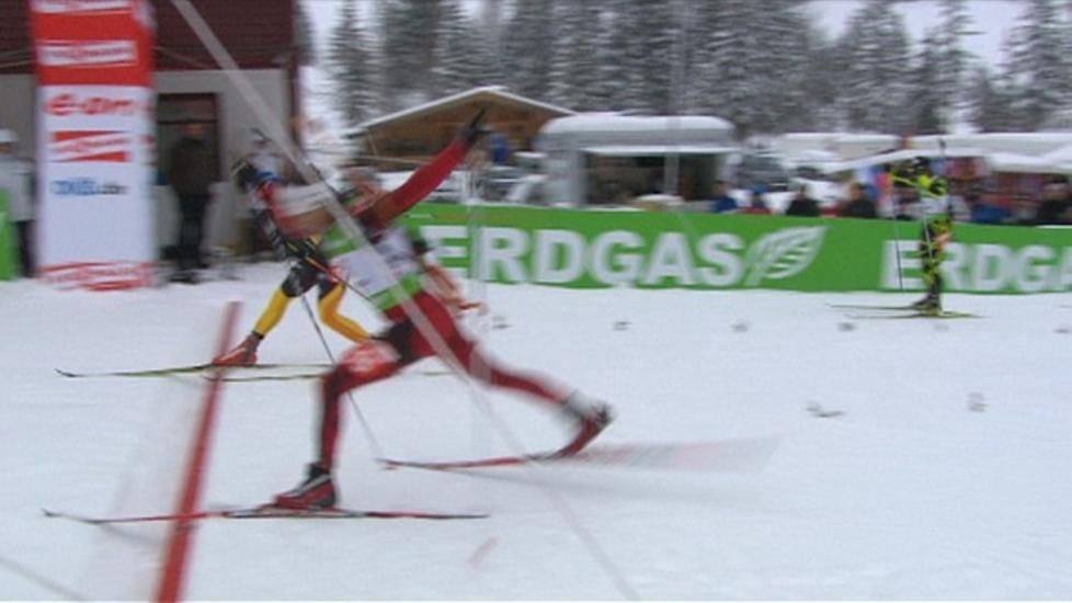 S� N�R: Bj�rndalen var bare en liten skotupp unna sin f�rste seier i 2011. Foto: NRK