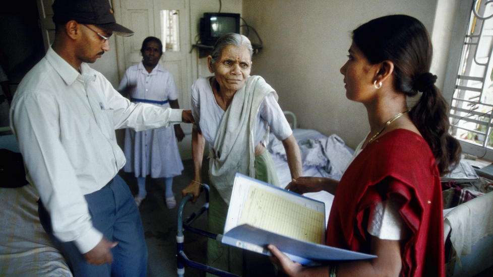 INDIA:I 2003 skreiv Dagbladet om Ujwala Manoj Deokars, som fikk st�tte til legeutdanning fra Fadderbarnas Framtid.


Foto: Ingun A. M�hlum/Dagbladet