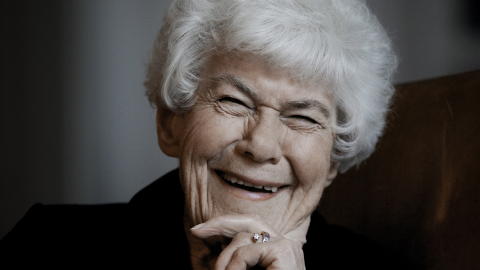HELE NORGES MATMOR: Ingrid Espelid Hovig fyller 90 år i år, og blir hyllet med ei bok. Hun forteller at hun og Liv er gode venner, og syns hun var til ... - 480x