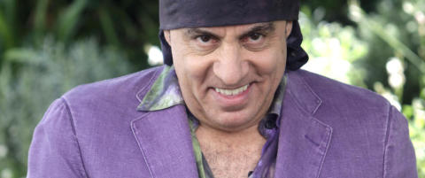 - Det at vi gikk inn med penger har gjort at vi har kunnet kreve opptak p� bestemte locations