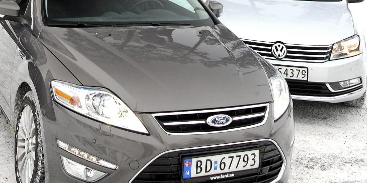 LIKE GODE: VW Passat og Ford Mondeo er jevngode og fikk begge terningkast fem i v�r test. Nordmenn flest ser ut til � like Passat best. Foto: Egil Nordlien HM Foto