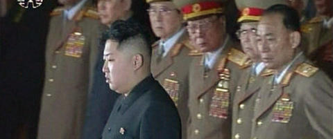 - Kim Jong-un m� dele makten