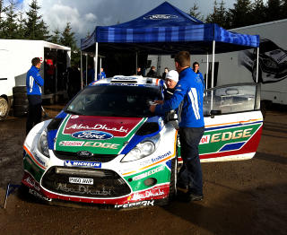 WRC: Turen med Jari-Matti Latvala i hans WRC-bil var helt vill - rett og slett skremmende! Foto: ANDREAS HANDELAND