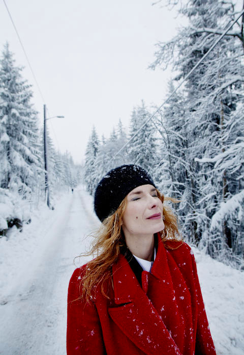 HERBORGS VINTER: &mdash; Jeg har alltid sagt at jeg ville bo i Oslo en vinter og g� p� ski hver dag. Jeg blir s� glad av � g� p� ski, sier Herborg p� Lysebu. 

Foto: Anita Arntzen