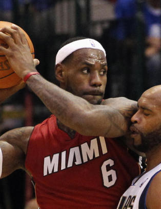LeBron James herjet da lockouten tok slutt