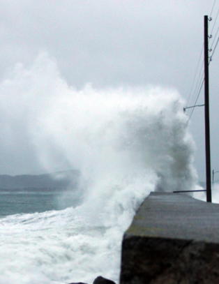 Full storm rammer n� S�r-Norge