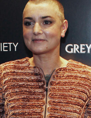 Sinead O'Connor går fra ektemannen 18 dager etter bryllup