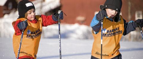 Derfor skal du ikke lære barna å gå på ski