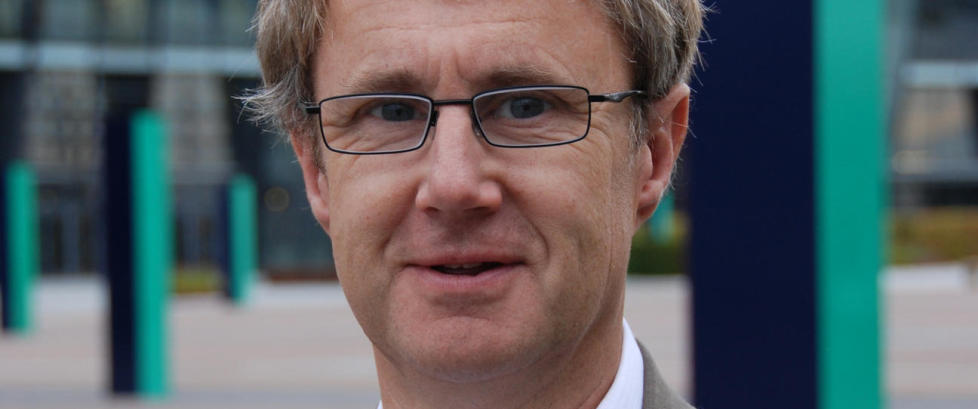 - Mobil er ikke for n�dbruk