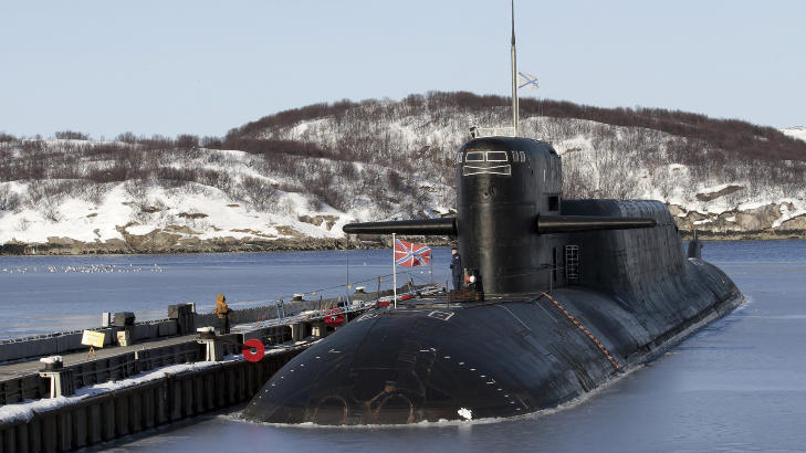 I BRANN: Ub�ten �Jekaterinburg� har to atomreaktorer og kan v�pnes med opptil 16 missiler som kan utstyres med atomstridshoder. Foto: REUTERS/Andrei Pronin/SCANPIX