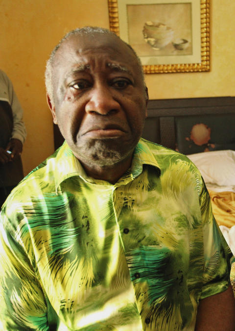 MISFORN�YD: Elfenbenskysten-president Laurent Gbagbo ble tatt og tvunget til � overgi makta. Foto: Stringer/Reuters