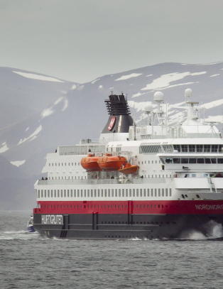 Svenskene fulgte Hurtigruten