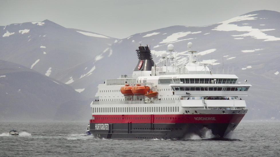 NORGESREKLAME: Flere hundretusen svensker brukte romjulen til � f�lge hurtigruteskipet MS Nordnorge ferd langs norskekysten i en nedkortet versjon av �Hurtigruten minutt for minutt�
Foto: Heiko Junge/Scanpix
