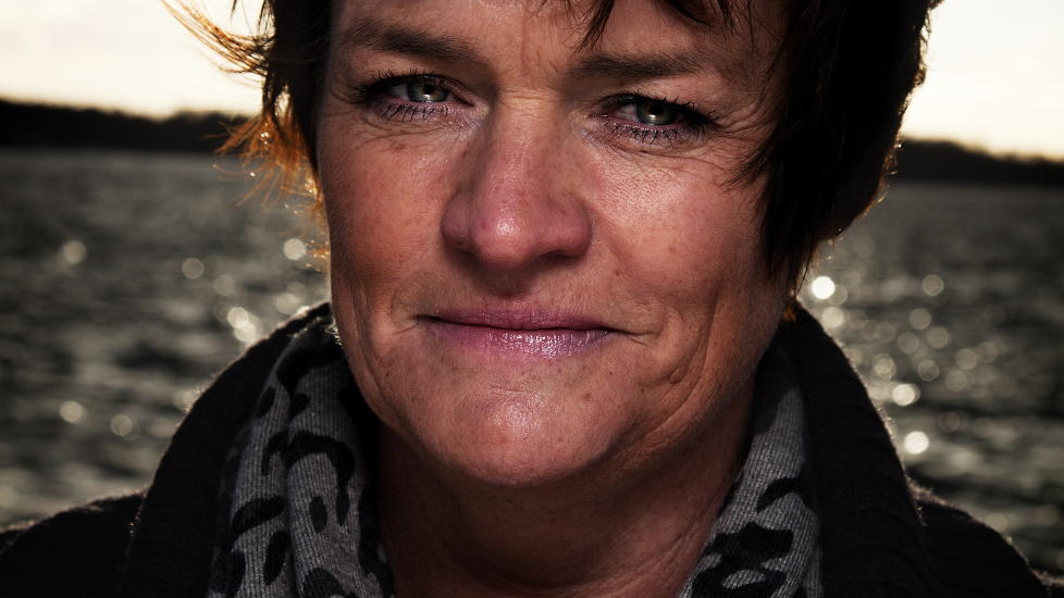 - VIL SE OM DE TAKLER DET: Bistandsadvokat Mette Yvonne Larsen har en klient som vil overv�re dagens fengslingsm�te av Anders Behring Breivik. Larsen tror noen ber�rte vil komme i dag for � se om de takler � v�re til stede under resten av rettssaken. - Min klient �nsker � f� et innblikk i hvordan rettsprosessen er, og ikke minst f� et annet bilde av Breivik, sier Larsen. Foto: Lars Myhren Holand