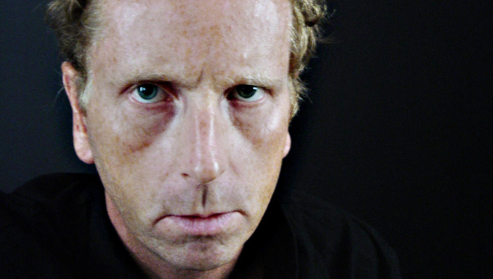 KULTFIGUR: Edouard Leve var kjent b�de som kunstmaler og fotograf da han utga �Selvportrett�. Den siste boka hans, �Selvmord� (2008), ble levert inn til forlaget 12 dager f�r han tok livet av seg.