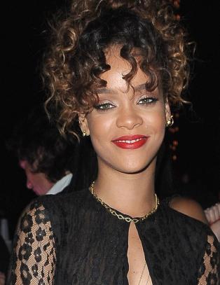 Rihanna droppet undertøyet