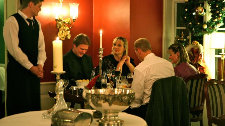 DEKKET TIL FEST: Restrup er herreg�rden hvor du kan leve som en greve. Foto: ODD ROAR LANGE