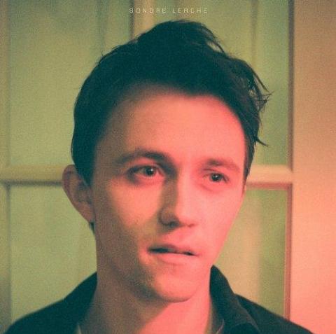 SISTEPLATA: Og et av �rets styggeste platecover, if�lge det toneangivende nettstedet Pitchfork. - Hva kan jeg si, det er jo bare et bilde av ansiktet mitt, svarer Sondre Lerche.