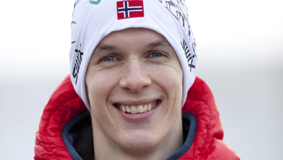 SKADD: Magnus Krog har trolig brukket kragebeinet og vil v�re ute av spill en stund.Foto: Geir Olsen / Scanpix
